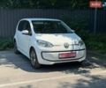 Белый Фольксваген e-up, объемом двигателя 0 л и пробегом 122 тыс. км за 6900 $, фото 2 на Automoto.ua