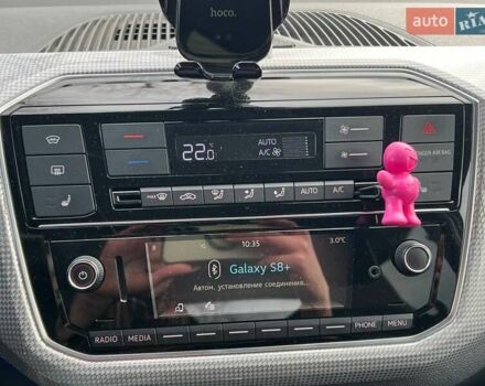 Белый Фольксваген e-up, объемом двигателя 0 л и пробегом 125 тыс. км за 8490 $, фото 16 на Automoto.ua