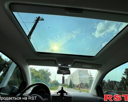 Белый Фольксваген e-up, объемом двигателя 0 л и пробегом 81 тыс. км за 7900 $, фото 5 на Automoto.ua