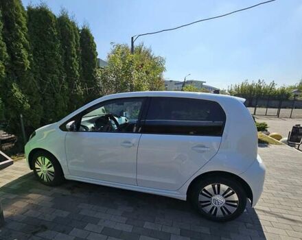 Белый Фольксваген e-up, объемом двигателя 0 л и пробегом 121 тыс. км за 8000 $, фото 9 на Automoto.ua