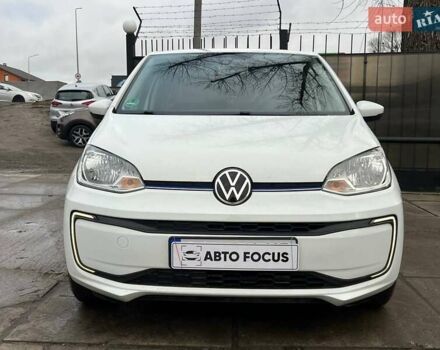 Белый Фольксваген e-up, объемом двигателя 0 л и пробегом 125 тыс. км за 8490 $, фото 1 на Automoto.ua