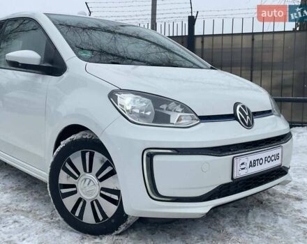 Білий Фольксваген e-up, об'ємом двигуна 0 л та пробігом 126 тис. км за 7490 $, фото 3 на Automoto.ua