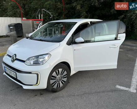 Белый Фольксваген e-up, объемом двигателя 0 л и пробегом 123 тыс. км за 8200 $, фото 7 на Automoto.ua