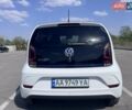 Белый Фольксваген e-up, объемом двигателя 0 л и пробегом 65 тыс. км за 8500 $, фото 5 на Automoto.ua