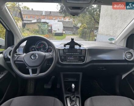 Белый Фольксваген e-up, объемом двигателя 0 л и пробегом 130 тыс. км за 9600 $, фото 4 на Automoto.ua