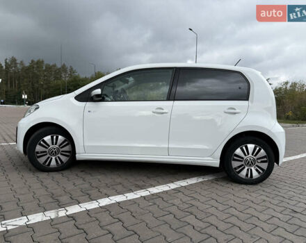 Белый Фольксваген e-up, объемом двигателя 0 л и пробегом 95 тыс. км за 12500 $, фото 13 на Automoto.ua