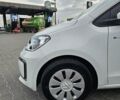 Белый Фольксваген e-up, объемом двигателя 0 л и пробегом 62 тыс. км за 9300 $, фото 182 на Automoto.ua