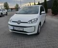 Белый Фольксваген e-up, объемом двигателя 0 л и пробегом 62 тыс. км за 9300 $, фото 1 на Automoto.ua