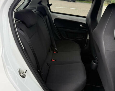 Белый Фольксваген e-up, объемом двигателя 0 л и пробегом 95 тыс. км за 12500 $, фото 22 на Automoto.ua