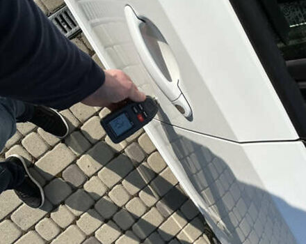 Белый Фольксваген e-up, объемом двигателя 0 л и пробегом 61 тыс. км за 12900 $, фото 26 на Automoto.ua