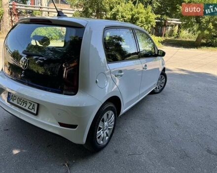 Белый Фольксваген e-up, объемом двигателя 0 л и пробегом 17 тыс. км за 14900 $, фото 5 на Automoto.ua