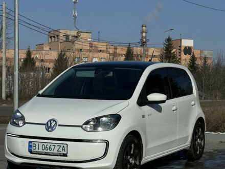 Білий Фольксваген e-up, об'ємом двигуна 0 л та пробігом 80 тис. км за 7500 $, фото 1 на Automoto.ua
