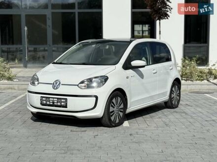 Білий Фольксваген e-up, об'ємом двигуна 0 л та пробігом 141 тис. км за 6300 $, фото 1 на Automoto.ua