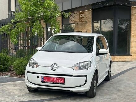 Белый Фольксваген e-up, объемом двигателя 0 л и пробегом 70 тыс. км за 6999 $, фото 1 на Automoto.ua