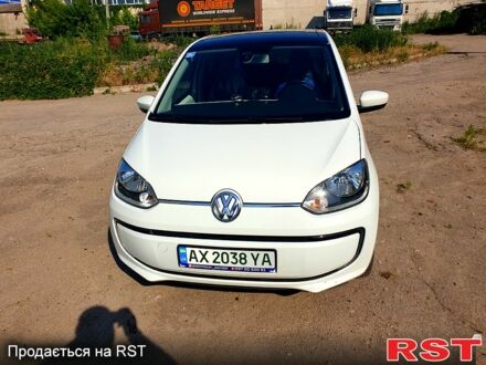 Білий Фольксваген e-up, об'ємом двигуна 65 л та пробігом 177 тис. км за 7000 $, фото 1 на Automoto.ua