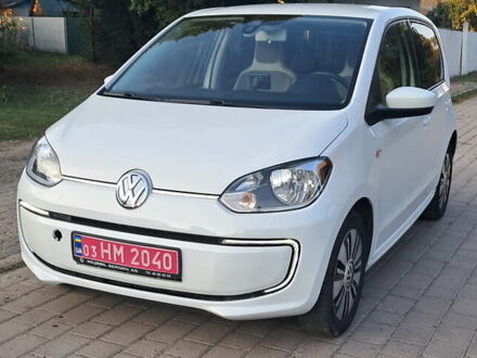 Фольксваген e-up 2014 в Луцке на Automoto.ua Белый Фольксваген e-up, объемом двигателя 0 л и пробегом 157 тыс. км за 6000 $, фото 1 на Automoto.ua
