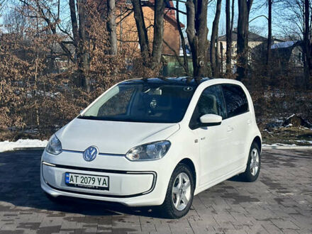 Фольксваген e-up 2014 у Долине на Automoto.ua Білий Фольксваген e-up, об'ємом двигуна 0 л та пробігом 128 тис. км за 5999 $, фото 1 на Automoto.ua