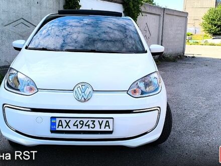 Білий Фольксваген e-up, об'ємом двигуна 60 л та пробігом 124 тис. км за 7300 $, фото 1 на Automoto.ua