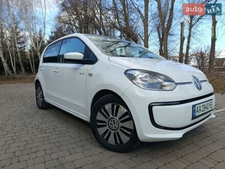 Белый Фольксваген e-up, объемом двигателя 0 л и пробегом 110 тыс. км за 6930 $, фото 1 на Automoto.ua