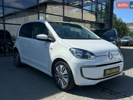 Белый Фольксваген e-up, объемом двигателя 0 л и пробегом 160 тыс. км за 6500 $, фото 1 на Automoto.ua