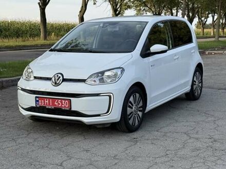 Белый Фольксваген e-up, объемом двигателя 0 л и пробегом 78 тыс. км за 7600 $, фото 1 на Automoto.ua