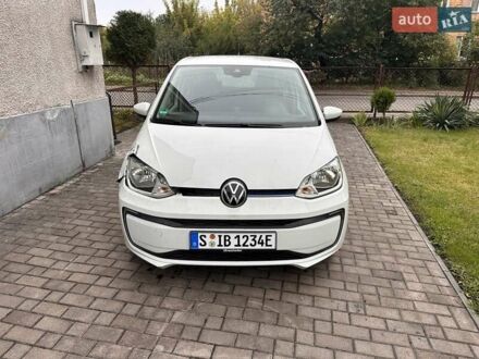 Белый Фольксваген e-up, объемом двигателя 0 л и пробегом 130 тыс. км за 9600 $, фото 1 на Automoto.ua