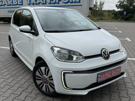 Белый Фольксваген e-up, объемом двигателя 0 л и пробегом 95 тыс. км за 12500 $, фото 1 на Automoto.ua