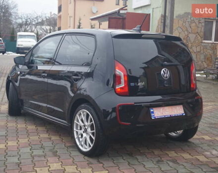Черный Фольксваген e-up, объемом двигателя 0 л и пробегом 151 тыс. км за 5555 $, фото 7 на Automoto.ua