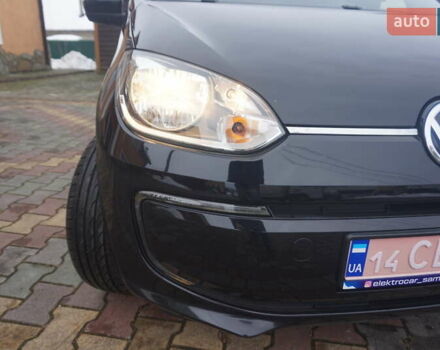 Черный Фольксваген e-up, объемом двигателя 0 л и пробегом 151 тыс. км за 5555 $, фото 19 на Automoto.ua