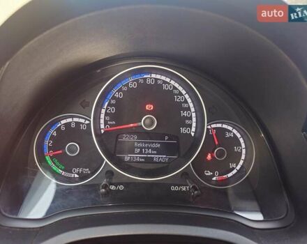 Черный Фольксваген e-up, объемом двигателя 0 л и пробегом 151 тыс. км за 5555 $, фото 30 на Automoto.ua