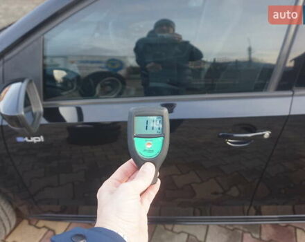 Черный Фольксваген e-up, объемом двигателя 0 л и пробегом 100 тыс. км за 6000 $, фото 61 на Automoto.ua