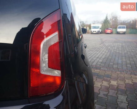 Черный Фольксваген e-up, объемом двигателя 0 л и пробегом 100 тыс. км за 6000 $, фото 24 на Automoto.ua