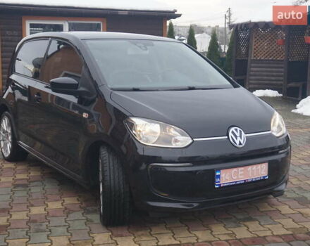 Черный Фольксваген e-up, объемом двигателя 0 л и пробегом 151 тыс. км за 5555 $, фото 2 на Automoto.ua