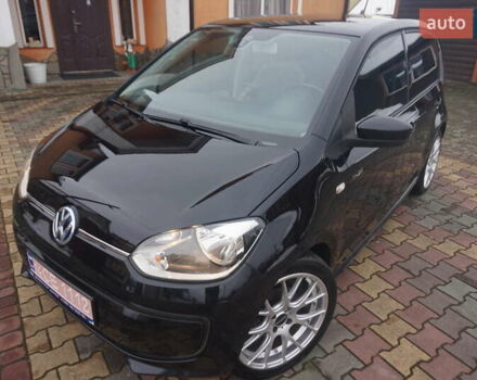 Черный Фольксваген e-up, объемом двигателя 0 л и пробегом 151 тыс. км за 5555 $, фото 10 на Automoto.ua
