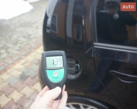 Черный Фольксваген e-up, объемом двигателя 0 л и пробегом 151 тыс. км за 5555 $, фото 67 на Automoto.ua