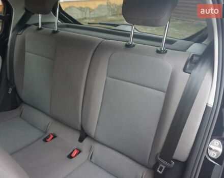 Черный Фольксваген e-up, объемом двигателя 0 л и пробегом 151 тыс. км за 5555 $, фото 45 на Automoto.ua