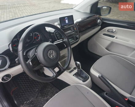 Черный Фольксваген e-up, объемом двигателя 0 л и пробегом 151 тыс. км за 5555 $, фото 24 на Automoto.ua