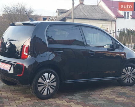 Черный Фольксваген e-up, объемом двигателя 0 л и пробегом 100 тыс. км за 6000 $, фото 7 на Automoto.ua