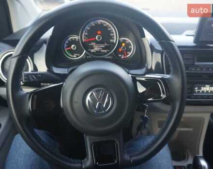 Черный Фольксваген e-up, объемом двигателя 0 л и пробегом 100 тыс. км за 6000 $, фото 30 на Automoto.ua