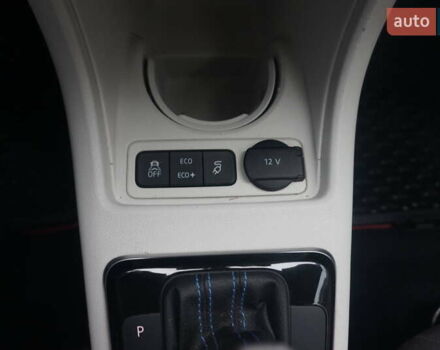 Черный Фольксваген e-up, объемом двигателя 0 л и пробегом 151 тыс. км за 5555 $, фото 34 на Automoto.ua