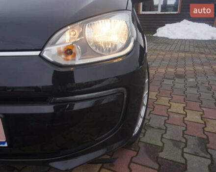 Черный Фольксваген e-up, объемом двигателя 0 л и пробегом 151 тыс. км за 5555 $, фото 18 на Automoto.ua