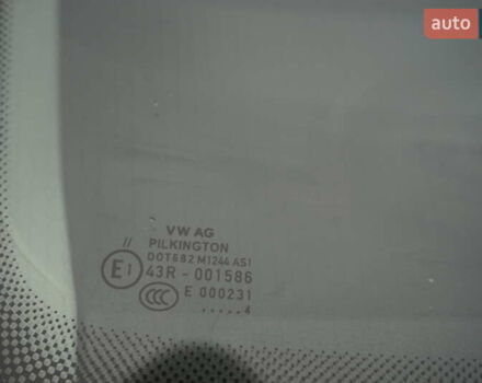 Черный Фольксваген e-up, объемом двигателя 0 л и пробегом 151 тыс. км за 5555 $, фото 58 на Automoto.ua