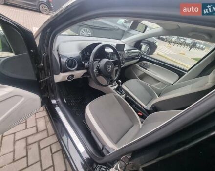 Черный Фольксваген e-up, объемом двигателя 0 л и пробегом 113 тыс. км за 5999 $, фото 22 на Automoto.ua