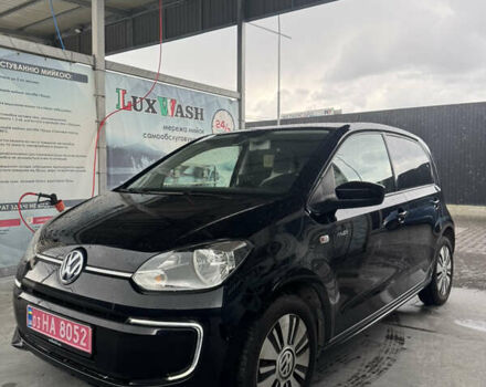 Черный Фольксваген e-up, объемом двигателя 0 л и пробегом 113 тыс. км за 6450 $, фото 1 на Automoto.ua