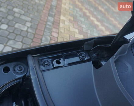 Черный Фольксваген e-up, объемом двигателя 0 л и пробегом 100 тыс. км за 6000 $, фото 51 на Automoto.ua