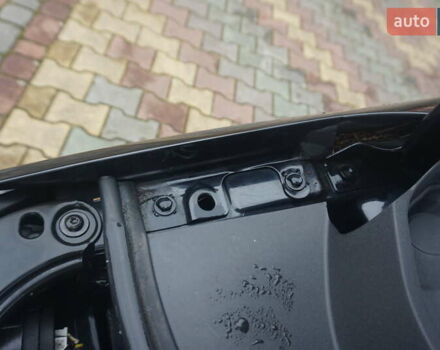 Черный Фольксваген e-up, объемом двигателя 0 л и пробегом 151 тыс. км за 5555 $, фото 56 на Automoto.ua