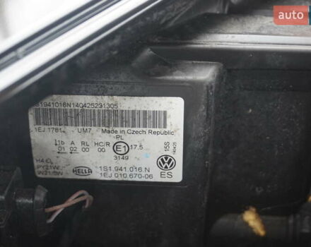 Черный Фольксваген e-up, объемом двигателя 0 л и пробегом 151 тыс. км за 5555 $, фото 57 на Automoto.ua