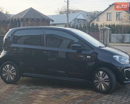 Черный Фольксваген e-up, объемом двигателя 0 л и пробегом 100 тыс. км за 6000 $, фото 5 на Automoto.ua