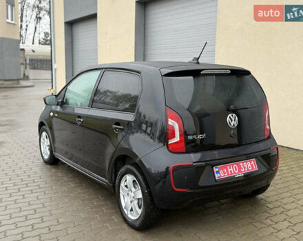 Чорний Фольксваген e-up, об'ємом двигуна 0 л та пробігом 96 тис. км за 5600 $, фото 6 на Automoto.ua