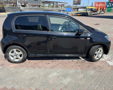 Черный Фольксваген e-up, объемом двигателя 0 л и пробегом 133 тыс. км за 6100 $, фото 2 на Automoto.ua